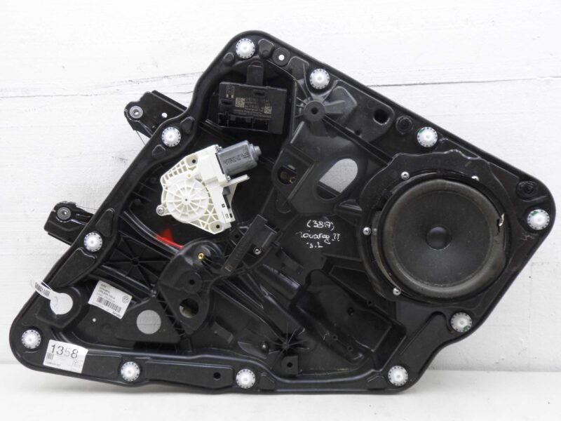 Изображение товара 116893 - 00116893 steklopodemnik zadnij levyj Toyota Corolla Verso