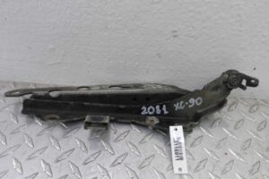 Изображение товара 116911 - 00116911 petlya kapota pravaya Volvo XC70 1