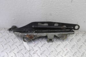 Изображение товара 116911 - 00116911 petlya kapota pravaya Volvo XC70