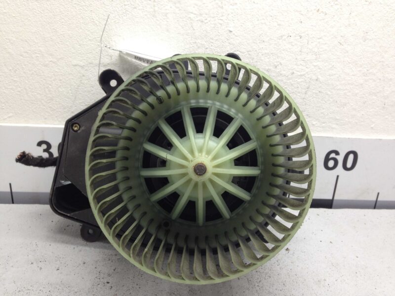 Изображение товара 116961 - 00116961 ventilyator otopitelya (motorchik pechki) Volkswagen Up