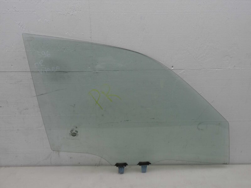 Изображение товара 117103 - 00117103 steklo dveri perednej pravoj