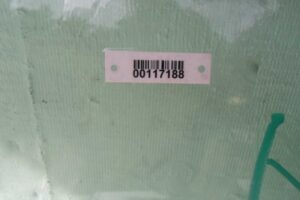 Изображение товара 117188 - 00117188 steklo dveri perednej pravoj Peugeot 306 1