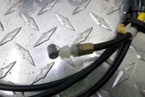 Изображение товара 117416 - 00117416 zamok kapota Isuzu Rodeo 2