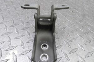 Изображение товара 117563 - 00117563 petlya dveri perednyaya 