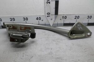 Изображение товара 117652 - 00117652 petlya kryshki bagazhnika Volkswagen Lupo 1