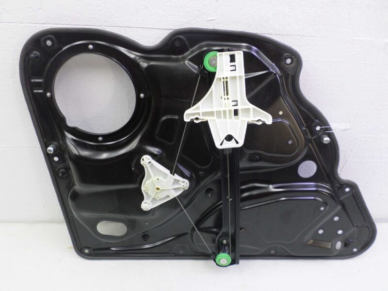 Изображение товара 117747 - 00117747 steklopodemnik zadnij pravyj Volvo S40