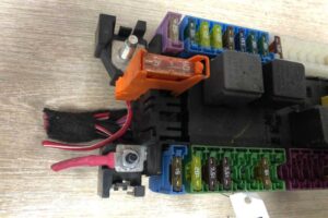 Изображение товара 117878 - 00117878 blok predokhranitelej Ford Mondeo 1