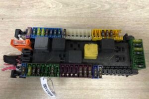 Изображение товара 117878 - 00117878 blok predokhranitelej Ford Mondeo