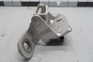 Изображение товара 117905 - 00117905 petlya kryshki bagazhnika Ford Kuga 2