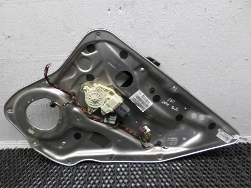 Изображение товара 117968 - 00117968 steklopodemnik zadnij pravyj Honda Ridgeline