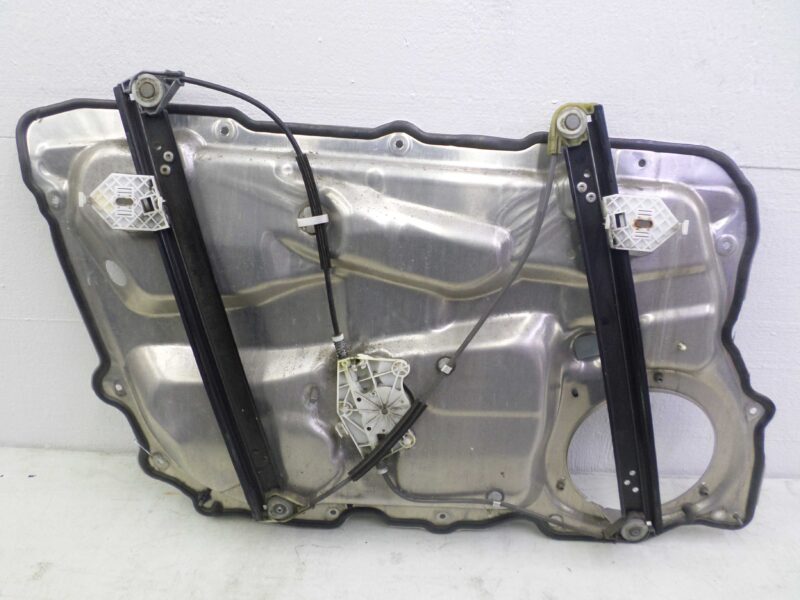 Изображение товара 118025 - 00118025 steklopodemnik perednij pravyj