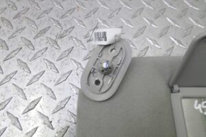 Изображение товара 118078 - 00118078 kozyrek solntsezaschitnyj Mercedes CL 1