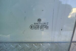 Изображение товара 118091 - 00118091 steklo dveri zadnej levoj Toyota Carina E 3