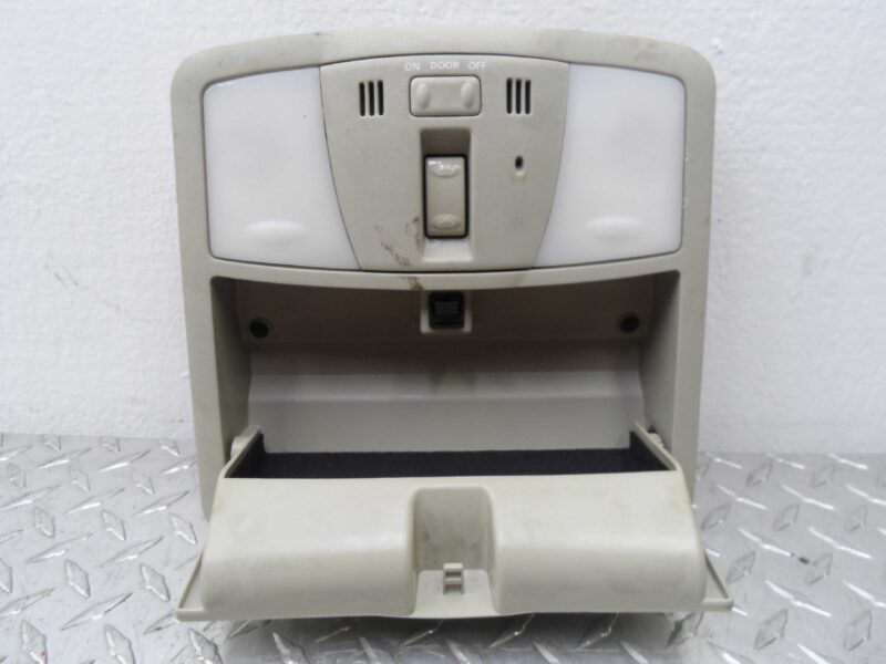 Изображение товара 118098 - 00118098 plafon Toyota Hiace