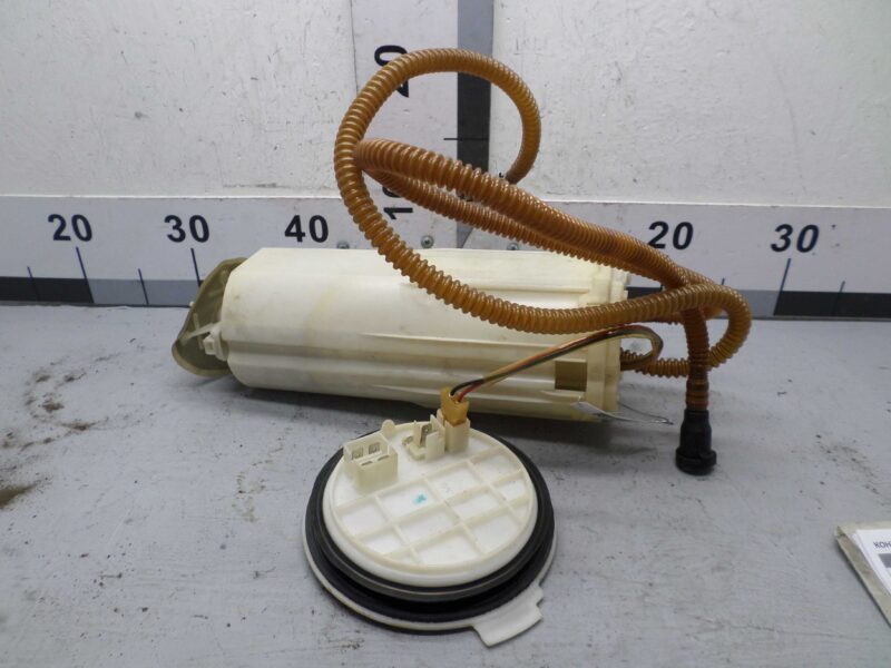 Изображение товара 118215 - 00118215 nasos toplivnyj Toyota Carina E