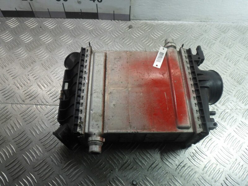 Изображение товара 118310 - 00118310 radiator interkulera Ford Explorer