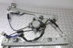 Изображение товара 118322 - 00118322 steklopodemnik perednij pravyj Lexus RX