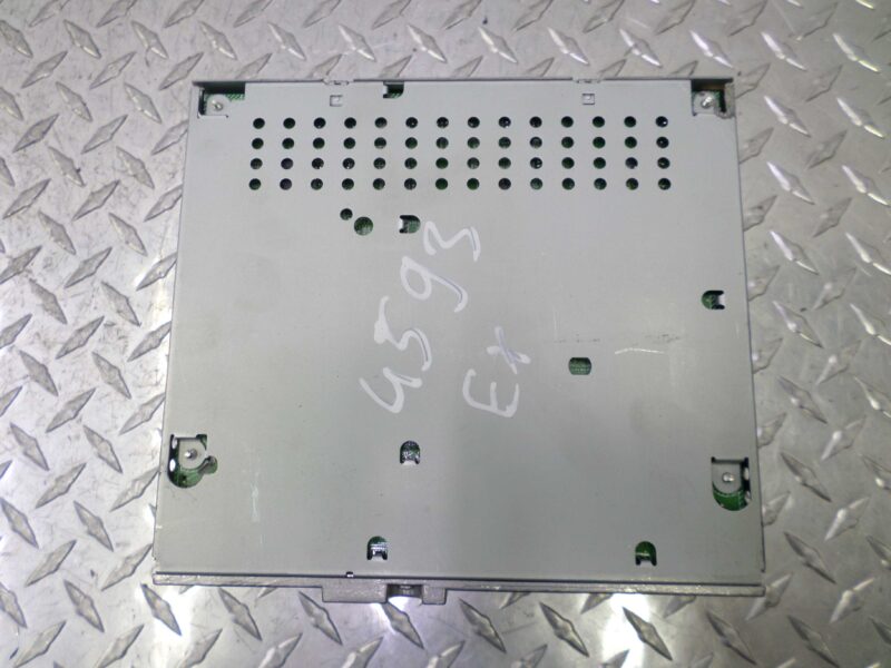 Изображение товара 118456 - 00118456 magnitola Toyota Hiace