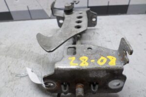 Изображение товара 118511 - 00118511 zamok kapota 