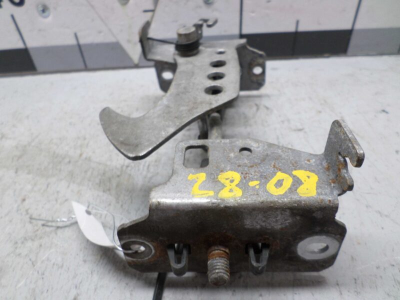 Изображение товара 118511 - 00118511 zamok kapota