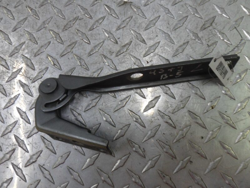 Изображение товара 118770 - 00118770 petlya kapota levaya Volkswagen Up