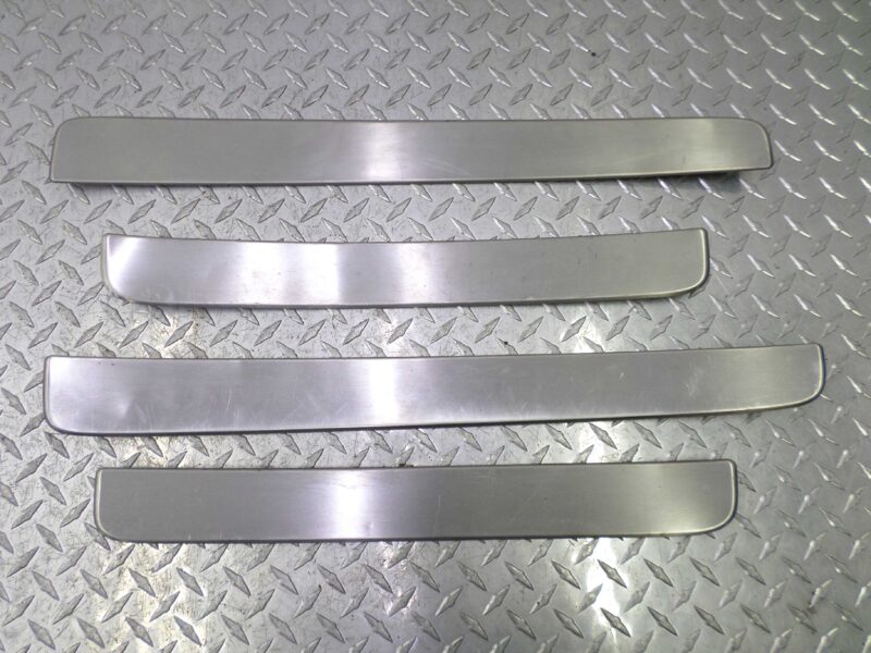 Изображение товара 118864 - 00118864 nakladka dekorativnaya Toyota Carina E