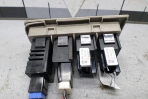 Изображение товара 118957 - 00118957 knopka salona Citroen Berlingo 2