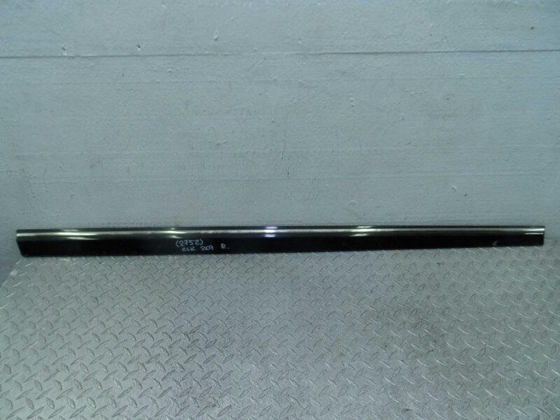 Изображение товара 119005 - 00119005 nakladka dveri (molding) Honda Fit