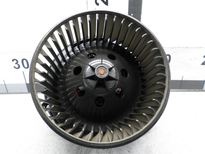 Изображение товара 119114 - 00119114 ventilyator otopitelya (motorchik pechki) Pontiac Vibe