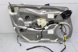 Изображение товара 119189 - 00119189 steklopodemnik perednij levyj Honda Ridgeline