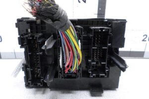 Изображение товара 119233 - 00119233 blok predokhranitelej Pontiac Vibe 1