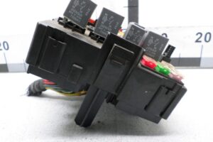 Изображение товара 119233 - 00119233 blok predokhranitelej Pontiac Vibe 3