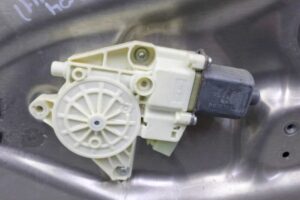 Изображение товара 119348 - 00119348 steklopodemnik perednij pravyj Honda Ridgeline 1