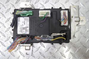 Изображение товара 119413 - 00119413 blok Body control module Toyota Hiace 3
