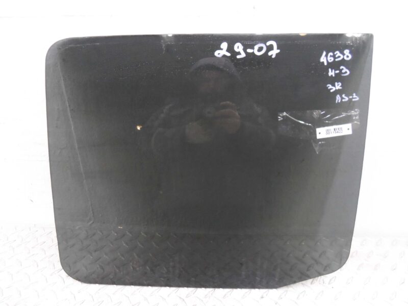 Изображение товара 119422 - 00119422 steklo dveri zadnej pravoj