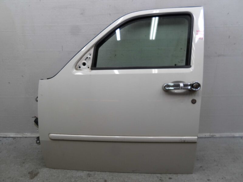 Изображение товара 119558 - 00119558 dver perednyaya levaya