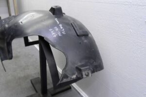 Изображение товара 119579 - 00119579 podkrylok perednij levyj Ford Mondeo 3