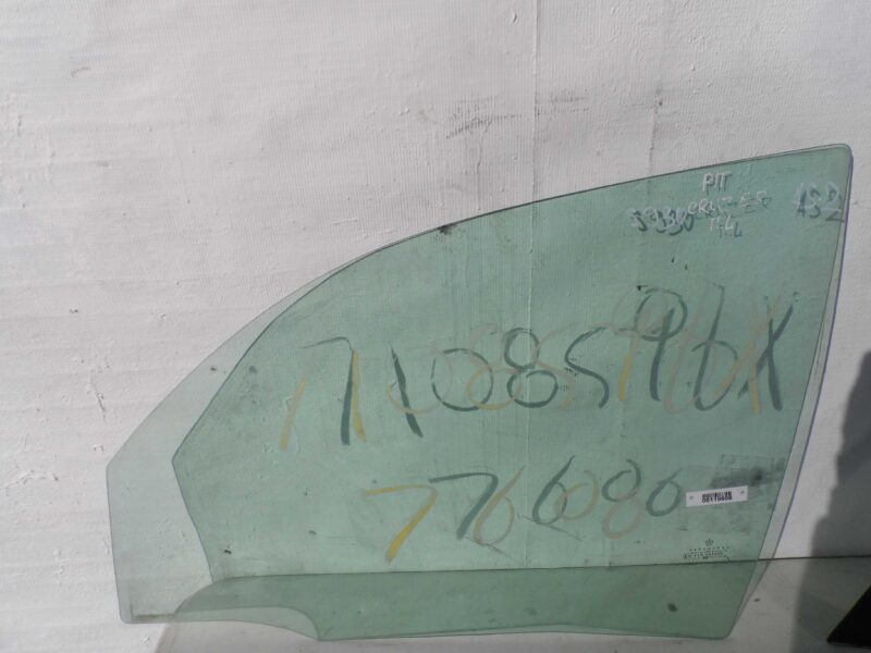 Изображение товара 119608 - 00119608 steklo dveri perednej levoj