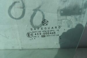 Изображение товара 119608 - 00119608 steklo dveri perednej levoj 1