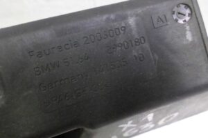 Изображение товара 119766 - 00119766 kreplenie fary pravoj 1