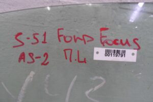 Изображение товара 119791 - 00119791 steklo dveri perednej levoj Dodge Nitro 1