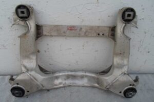 Изображение товара 119858 - 00119858 balka perednyaya Toyota Carina E 1