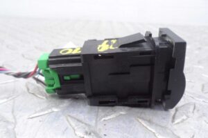 Изображение товара 119899 - 00119899 knopka salona Citroen C5 1