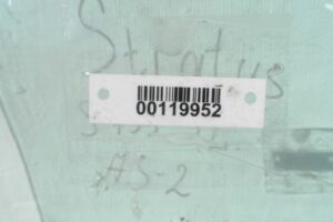 Изображение товара 119952 - 00119952 steklo dveri zadnej levoj Mercedes GLA 2