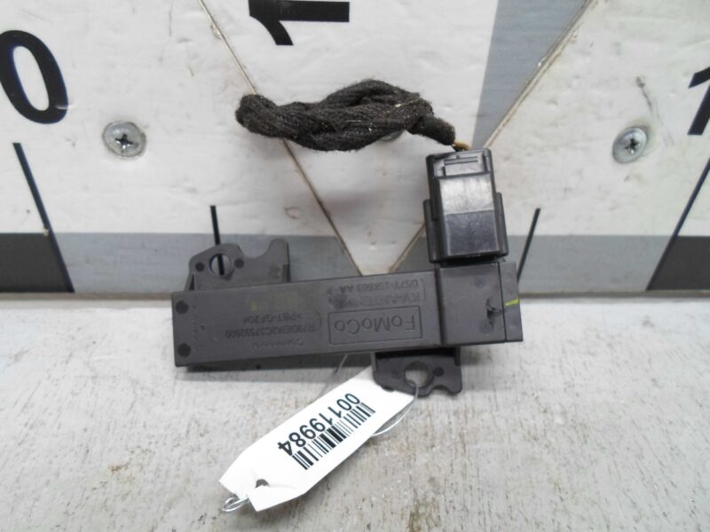 Изображение товара 119984 - 00119984 antenna besklyuchevogo dostupa Skoda Yeti