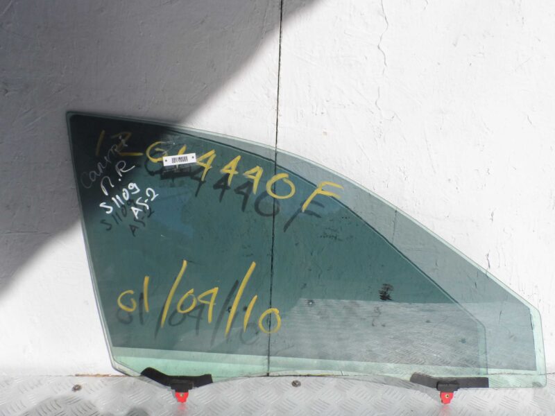 Изображение товара 119985 - 00119985 steklo dveri perednej pravoj Subaru Impreza