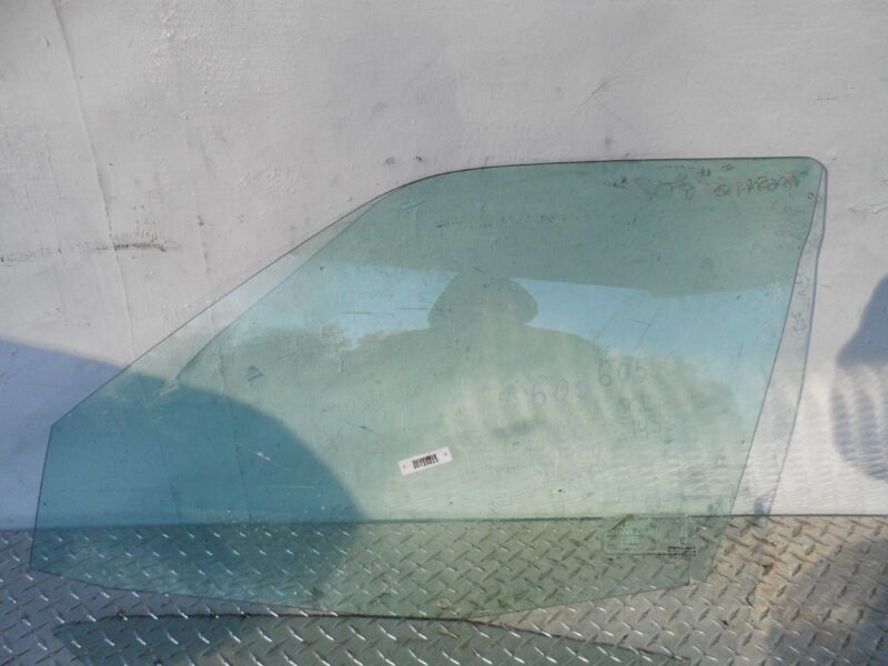 Изображение товара 120023 - 00120023 steklo dveri perednej levoj Mercedes GLE