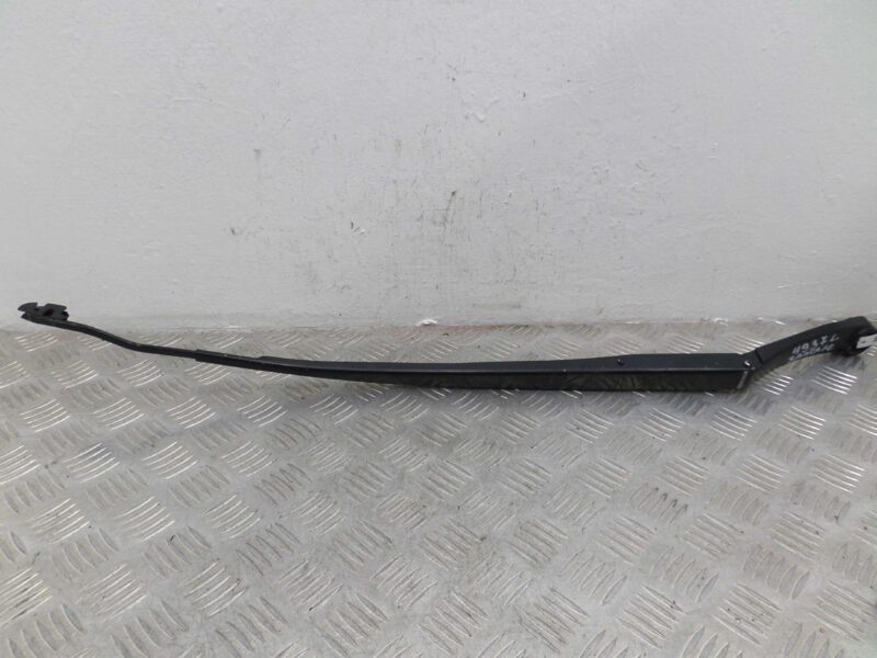 Изображение товара 120173 - 00120173 povodok stekloochistitelya Pontiac TransSport