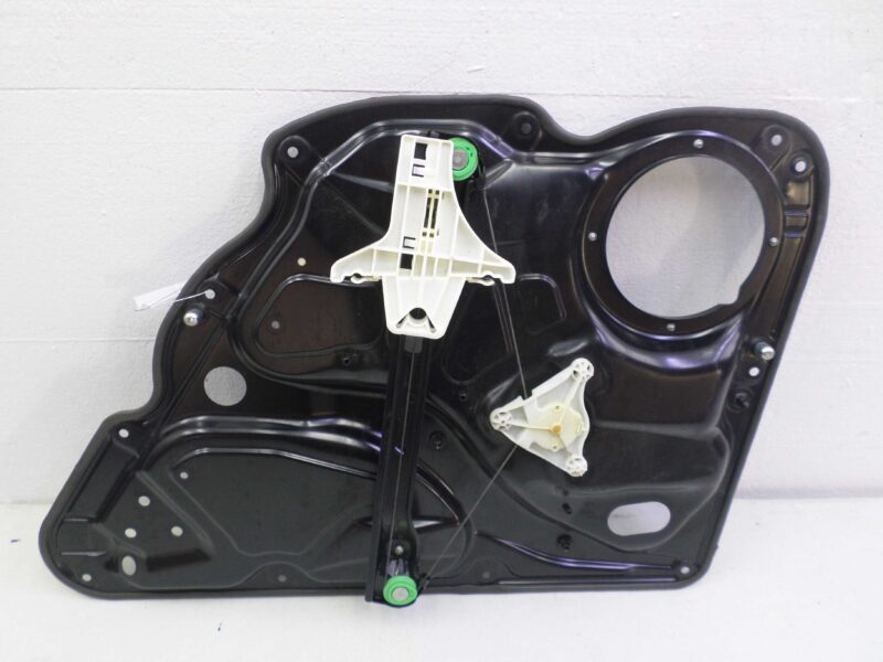 Изображение товара 120182 - 00120182 steklopodemnik zadnij levyj Volvo S40