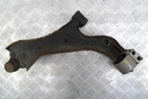 Изображение товара 120693 - 00120693 rychag perednij pravyj nizhnij Pontiac Vibe 1